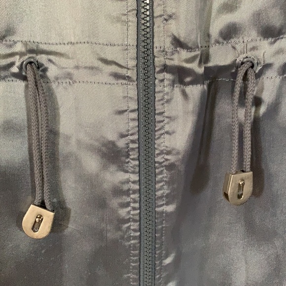 Vintage silver Fila hooded jacket windbreaker 14 - Picture 4 of 11